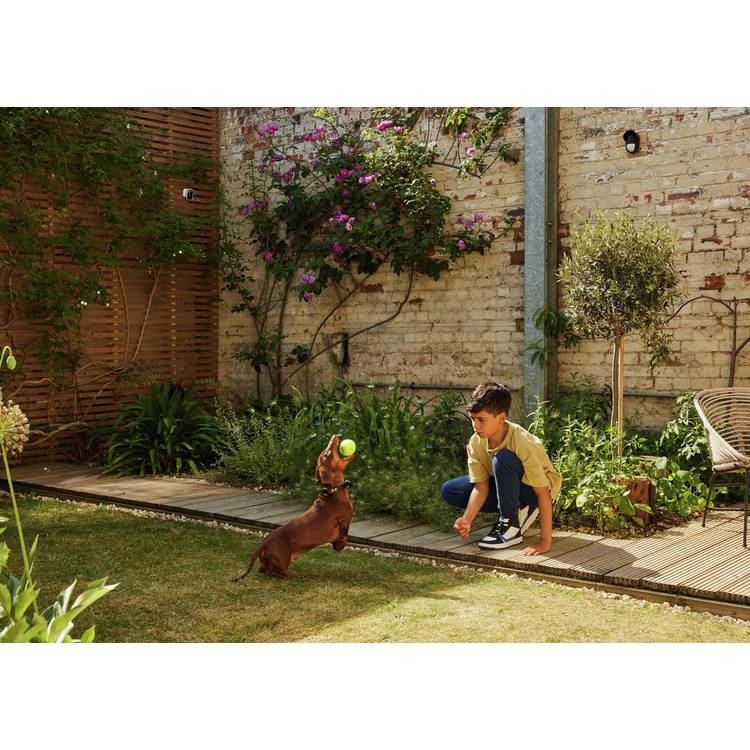 Yale outdoor motion sensor black, imported from the UK