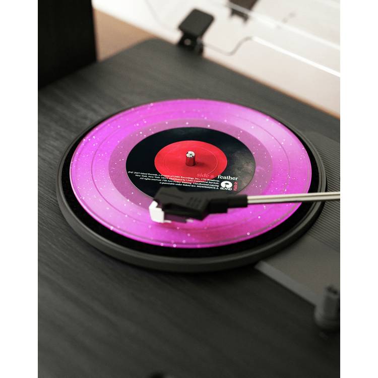 Oakcastle TT200 belt-drive turntable with speakers, UK version