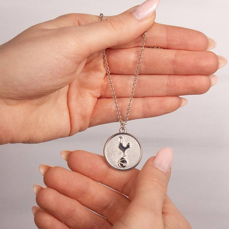 Tottenham Hotspur silver disc pendant necklace on trace chain, UK version