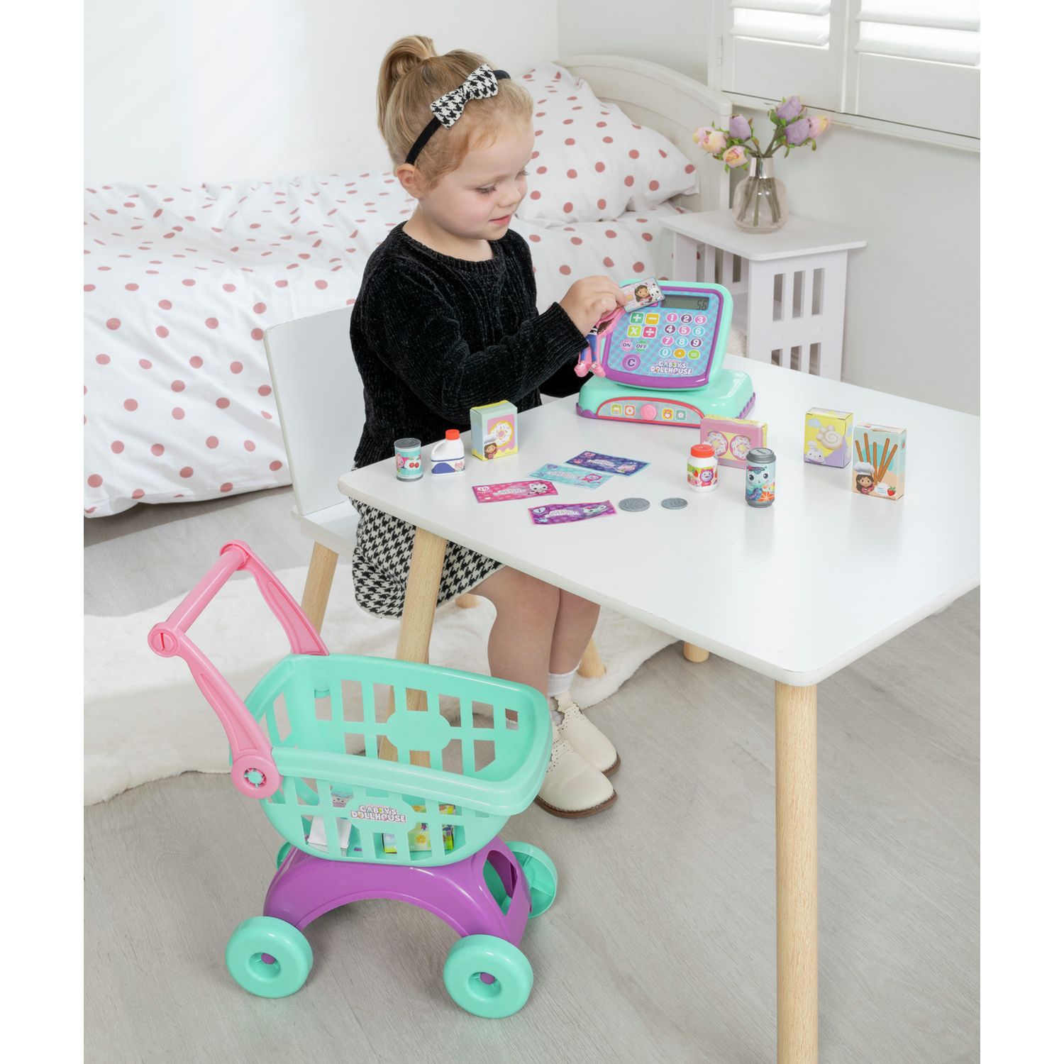 Gabby's Dollhouse shop role play set - British product
