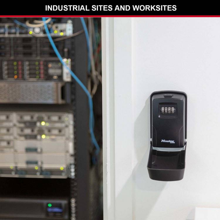 Master Lock mounted combination keysafe, UK version