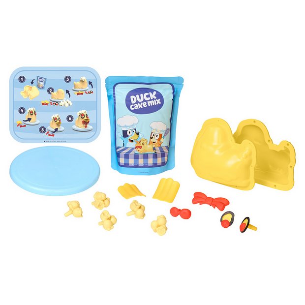Creative Chefs Bluey Duck Cake Kit role play set (British brand)