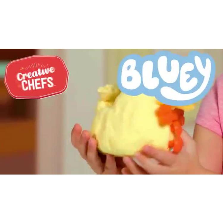 Creative Chefs Bluey Duck Cake Kit role play set (British brand)