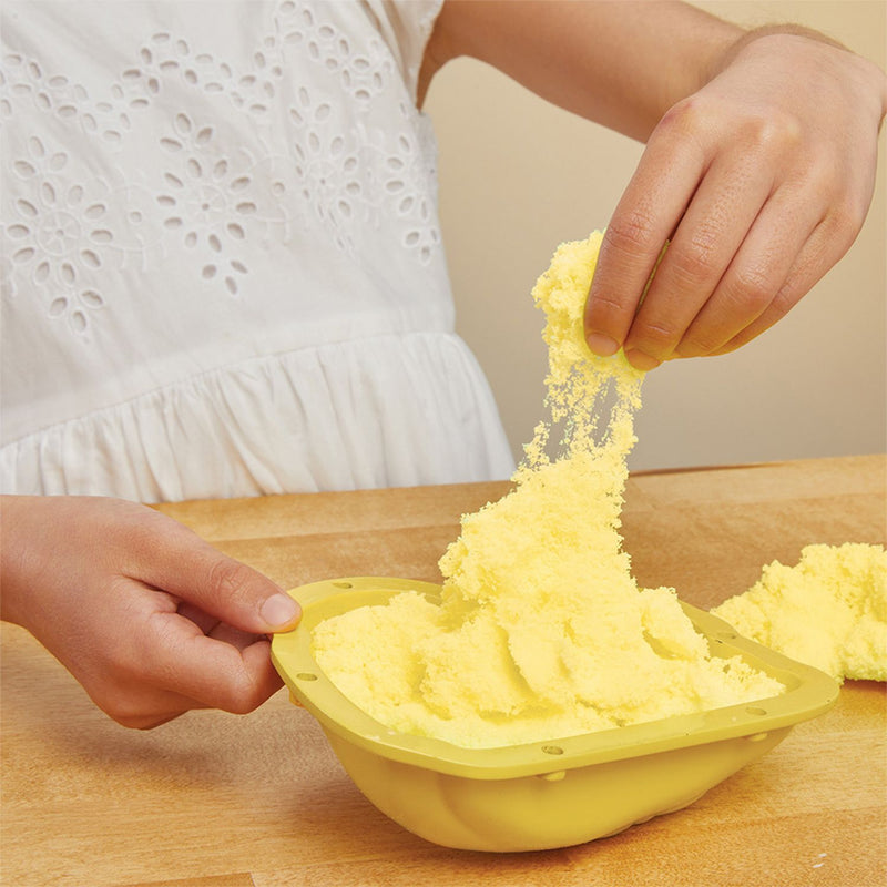 Creative Chefs Bluey Duck Cake Kit role play set (British brand)