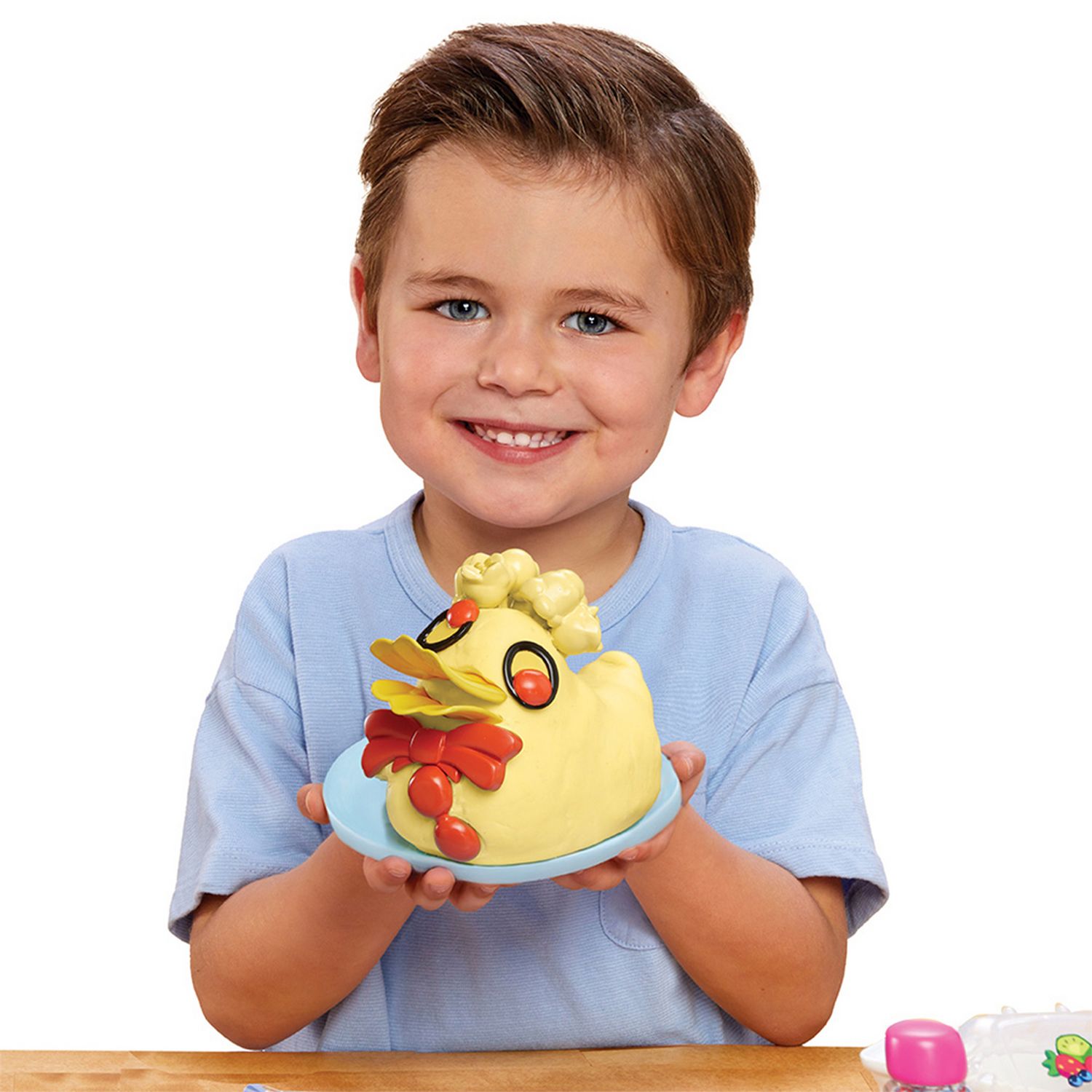 Creative Chefs Bluey Duck Cake Kit role play set (British brand)