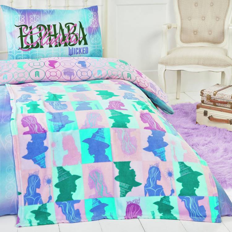 Wicked 2 fleece throw 150x100cm, imported from the UK