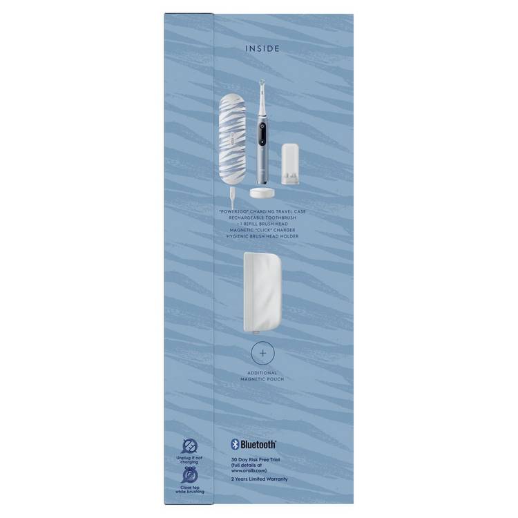 Oral-B iO9 smart toothbrush in sapphire blue (British brand)