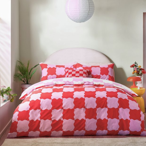 Heya Home Checkerboard bedding set superking pink and red (British brand)