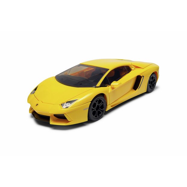 Airfix Quickbuild Lamborghini Aventador LP 700-4 model kit - British product