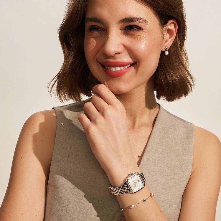 Olivia Burton ladies metallic stainless steel bracelet watch, imported from the UK
