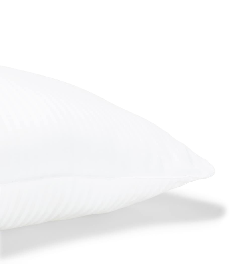 Frette Simple Nuvola firm pillow 50cm (British brand)