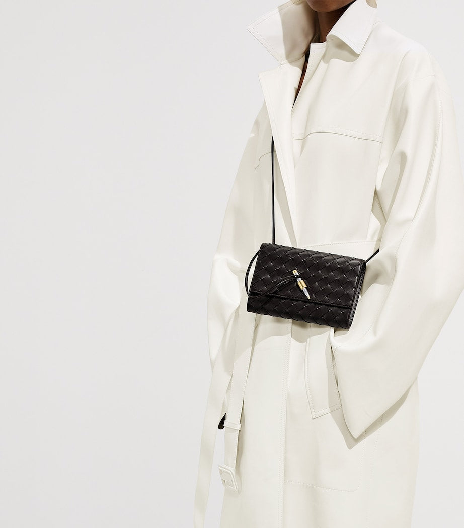 حقيبة Bottega Veneta Andiamo من جلد النابا مقاس 12.6 سم، النسخة البريطانية