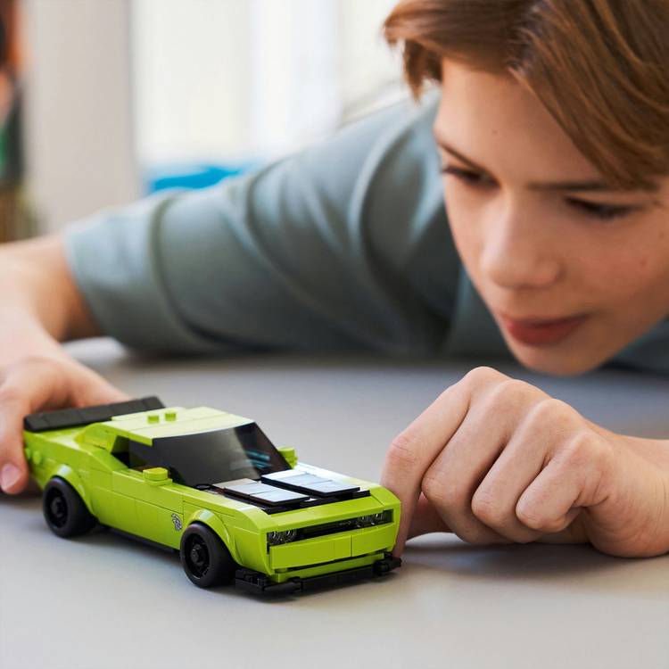 LEGO Dodge Challenger SRT Hellcat building toy 390 pieces - British product