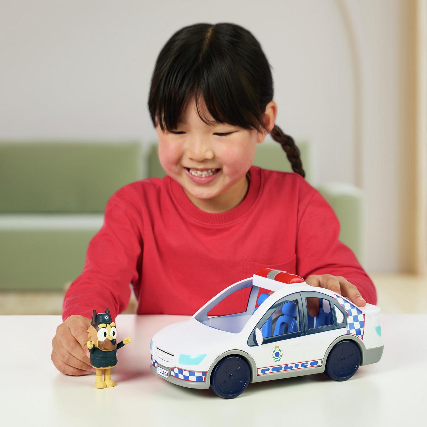 Bluey police car playset with lights and sounds (British brand)