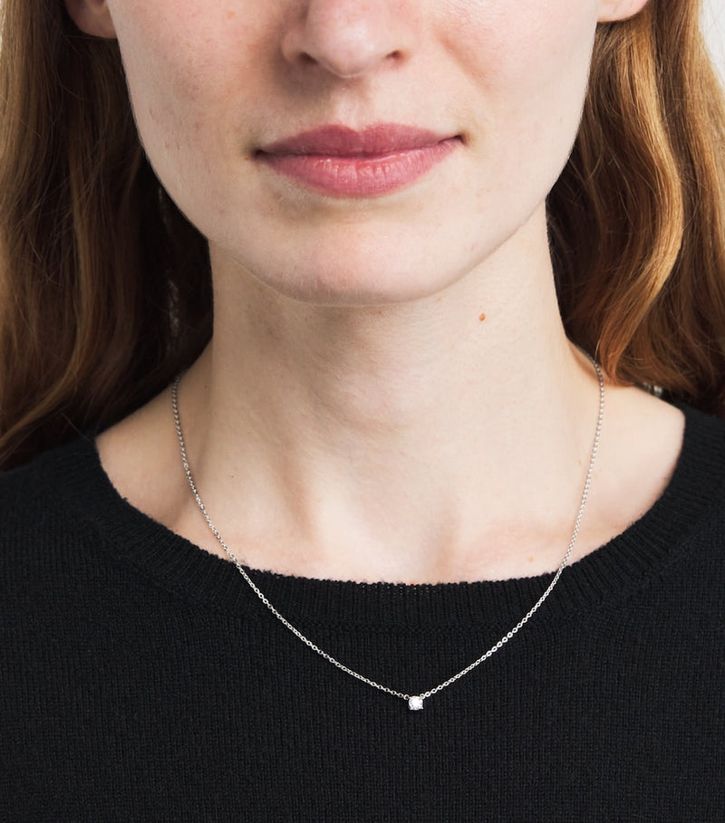 Harrods white gold diamond pendant necklace 0.25ct (British brand)