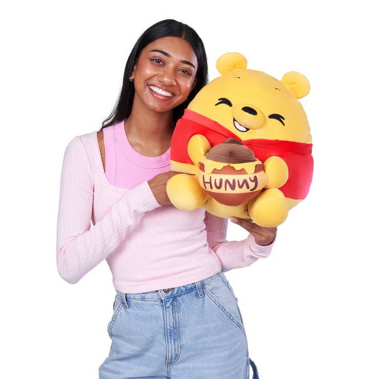 Snackles soft toy Winnie the Pooh honey 14 inch, UK version