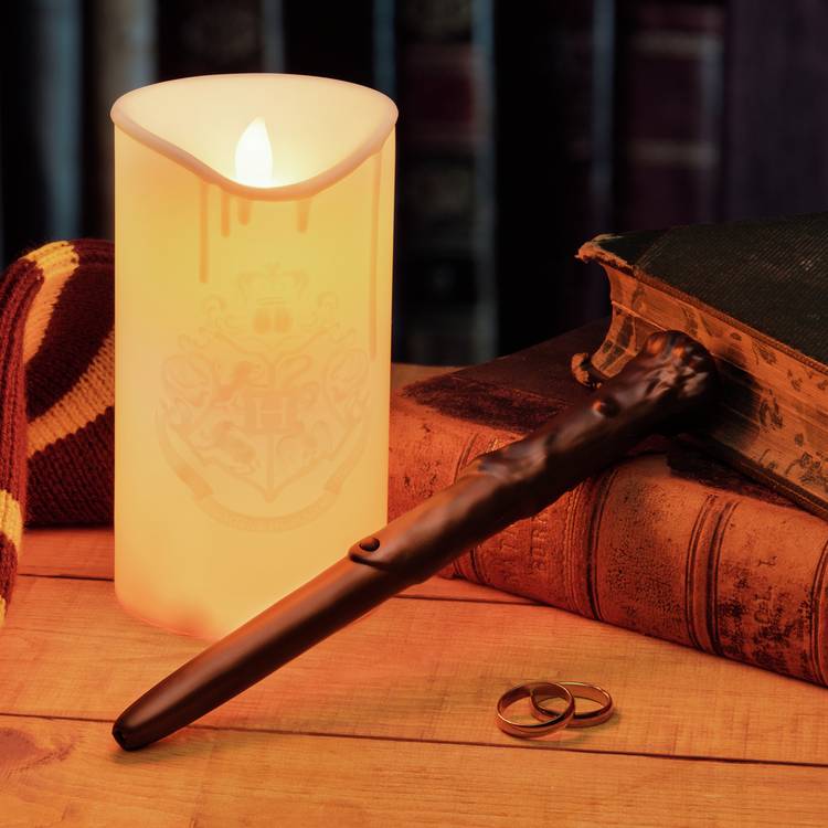 Harry Potter LED candle with wand remote, cream (British brand)