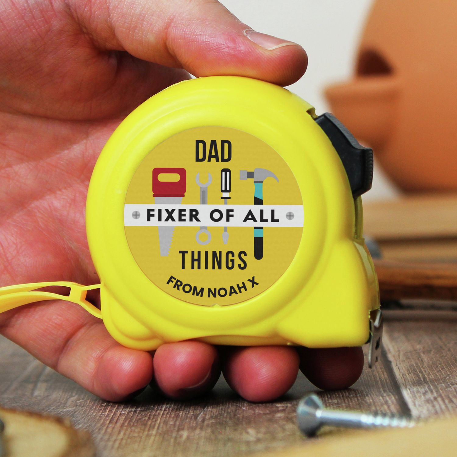 Personalised tape measure with custom name and message (British brand)