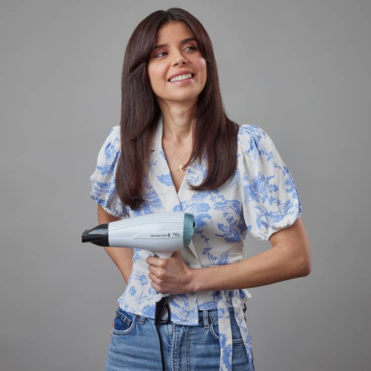 Remington Shine Therapy hair dryer (British brand)