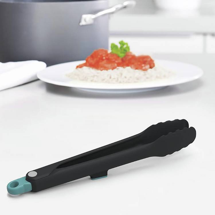 Joseph Joseph lockable tongs turquoise - British product
