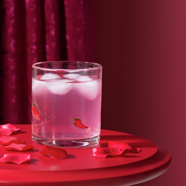 Argos Home chilli glass tumbler 10cm - British product
