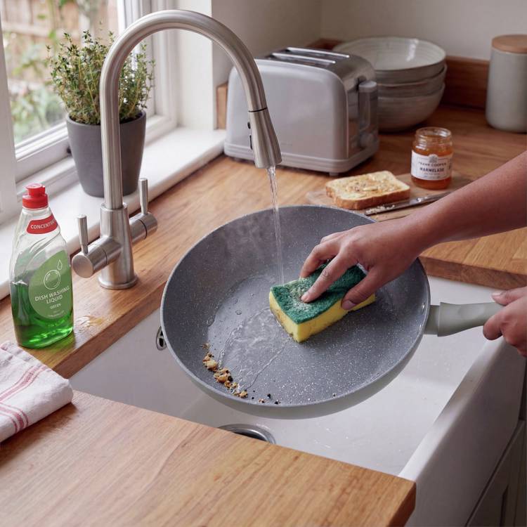 Russell Hobbs grey marble frying pan 28cm (British brand)