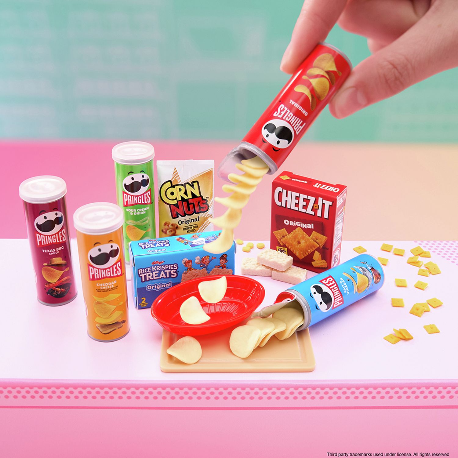 MGA Miniverse Real Brand Minis collectible set - British product
