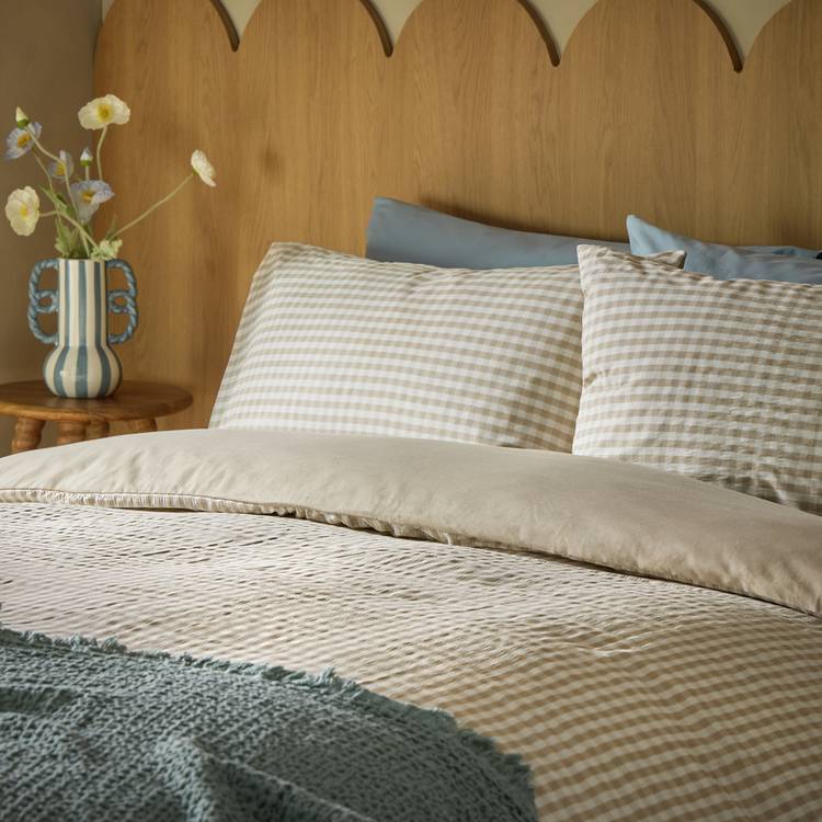 Habitat Gingham Seersucker neutral single bedding set, imported from the UK