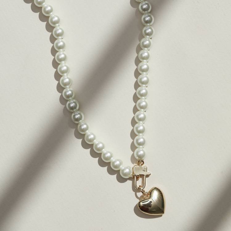 Lipsy gold pearl heart pendant necklace 40.6cm chain (British brand)