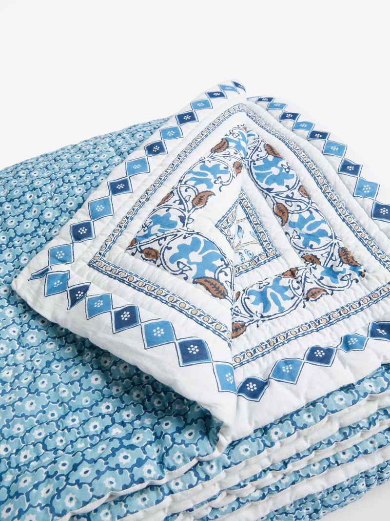 Nina Campbell blue Indienne quilted bedspread (British brand)