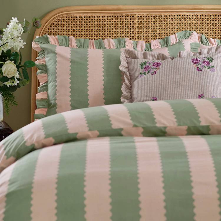 Wylder pink stripe bedding set double, UK version
