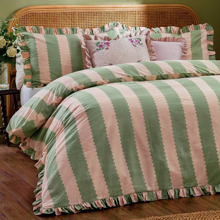 Wylder pink stripe bedding set double, UK version