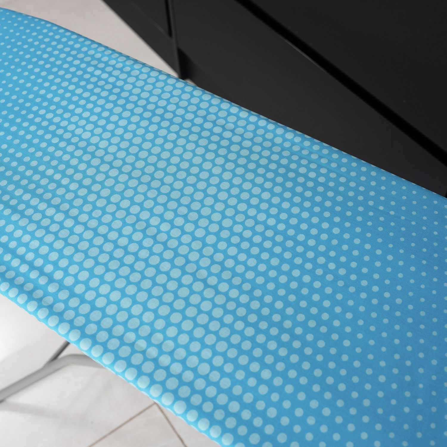 Addis ironing board medium spots 110x34cm, imported from the UK