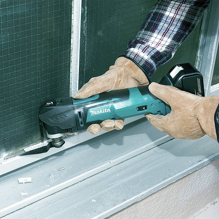 Makita cordless multi-tool 18V bare unit, UK version