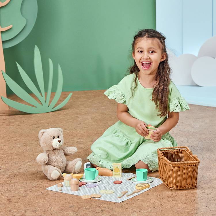 Chad Valley Dino Drying Clay Set with clay pots and tools, imported from the UK