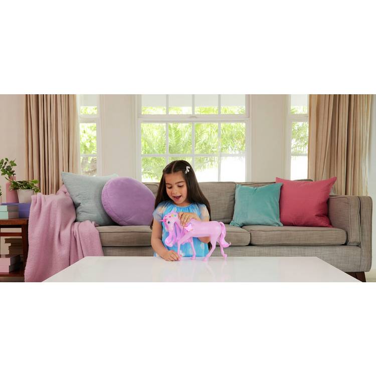 Barbie Sparkle Lights toy unicorn with 20 lights - British product