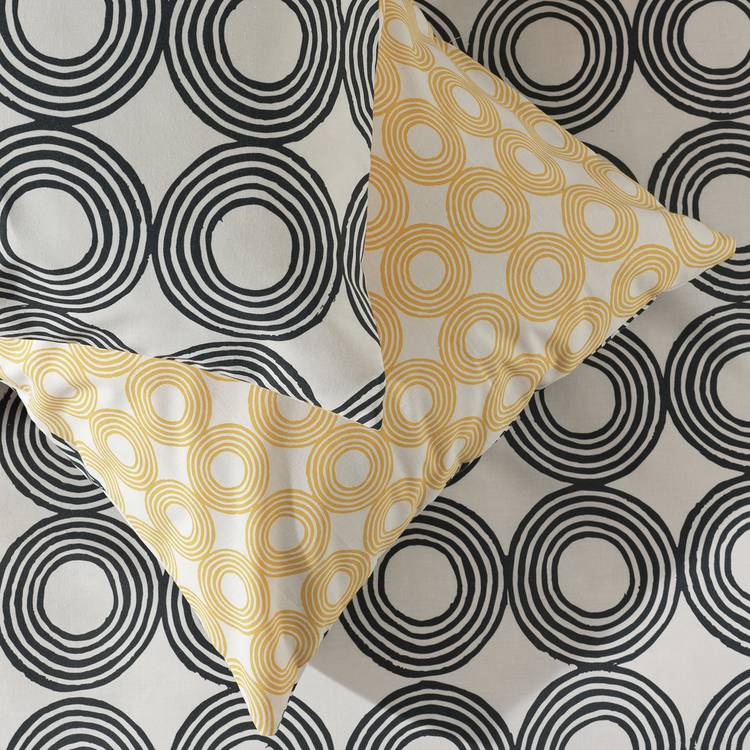 Argos Home Drawn Circles bedding set single, imported from the UK