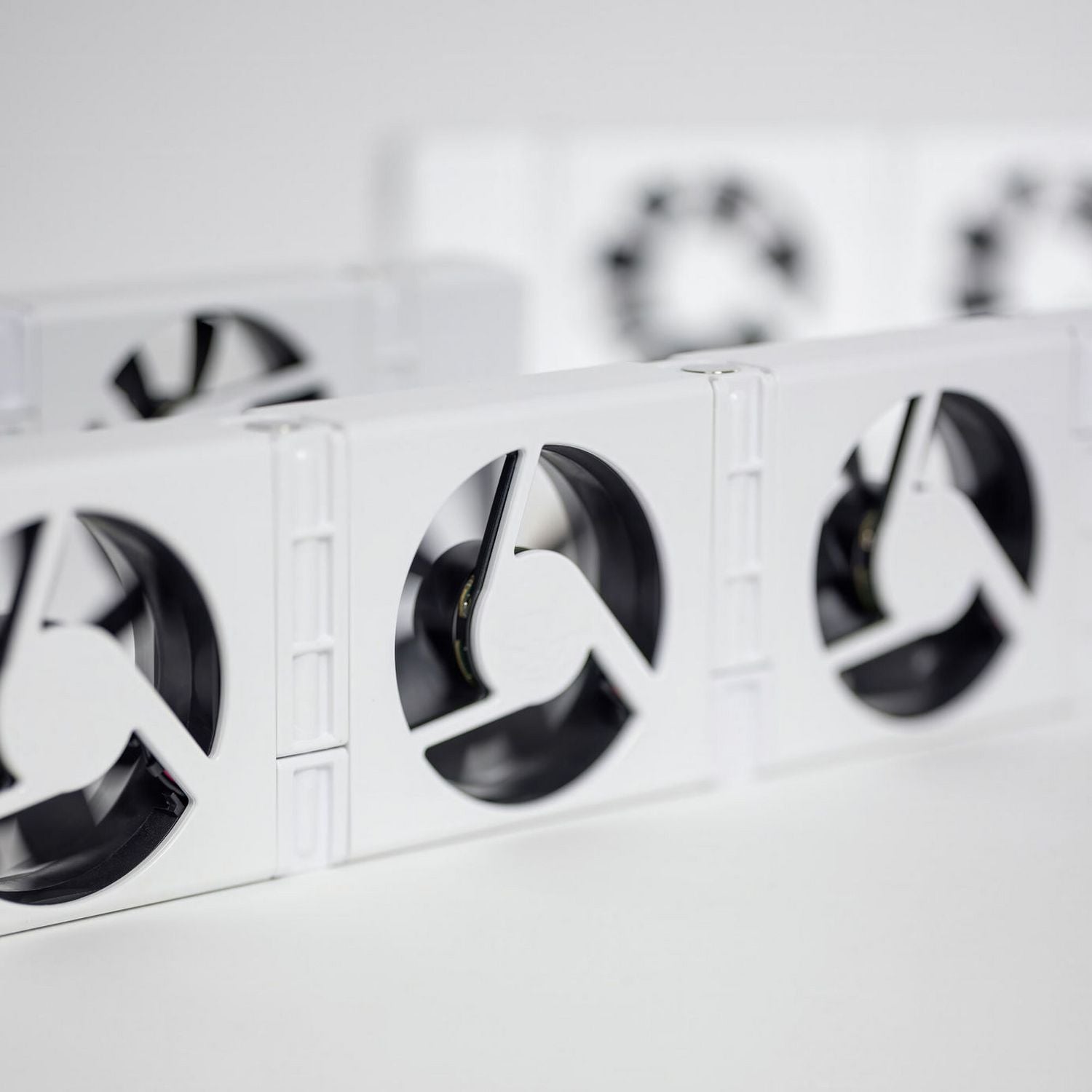 SpeedComfort radiator fan trio set white, imported from the UK