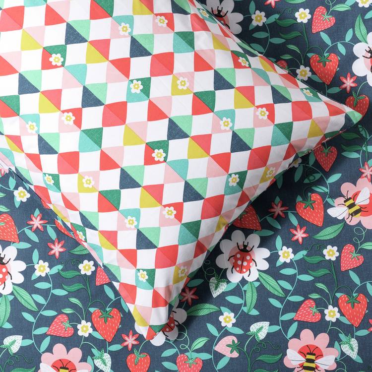 Habitat toddler bedding set strawberry floral blue 150x120cm, imported from the UK