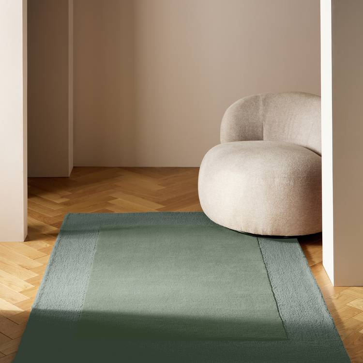 Habitat green wool cut pile rug 120x170cm (British brand)