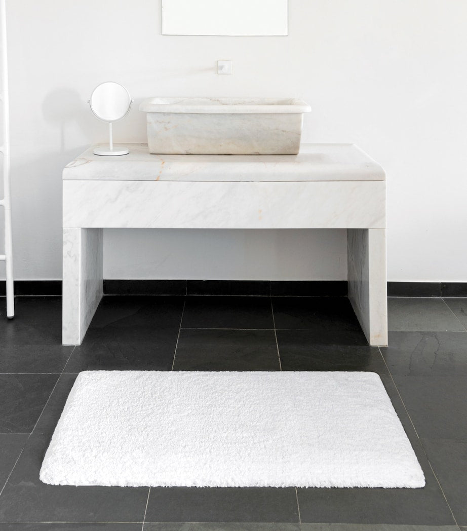 Graccioza Egoist Cloud bath mat 60cm x 100cm - British product