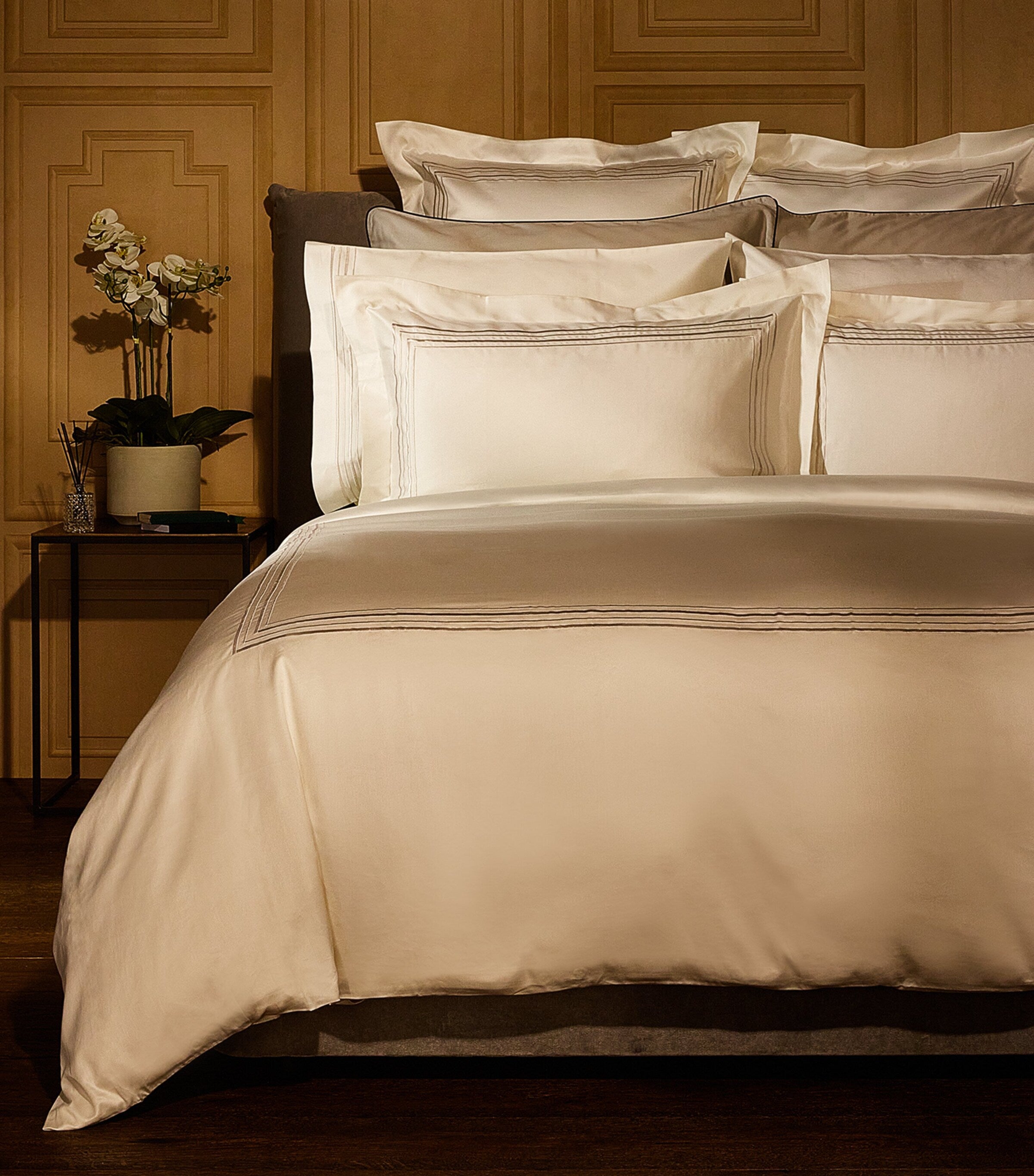 Harrods Mayfair King Duvet Cover Set, UK version