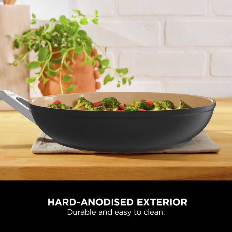 Ninja Extended Life Ceramic saucepan set 3 piece - British product