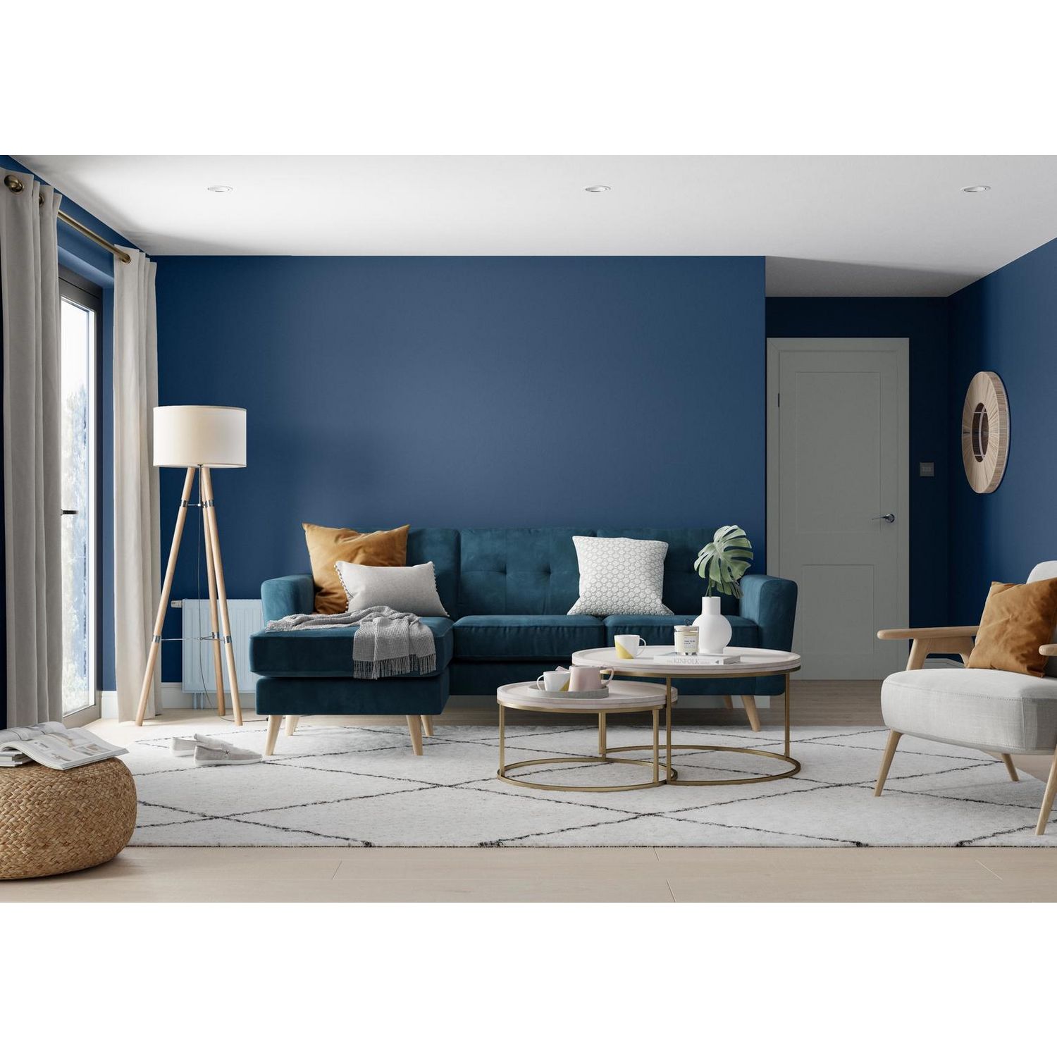 Dulux matt paint Sapphire Salute 2.5L - British product