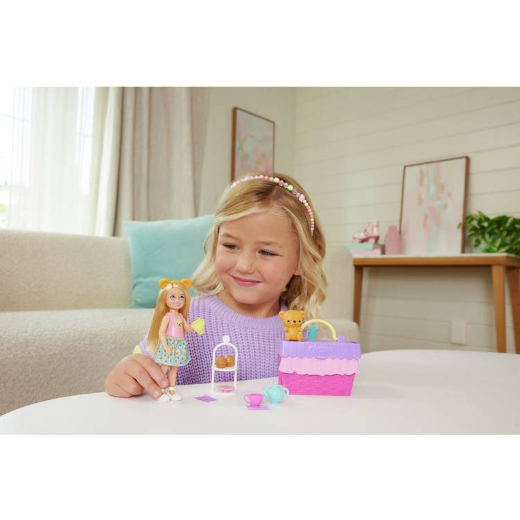 Barbie Chelsea tea party playset 24cm - British product