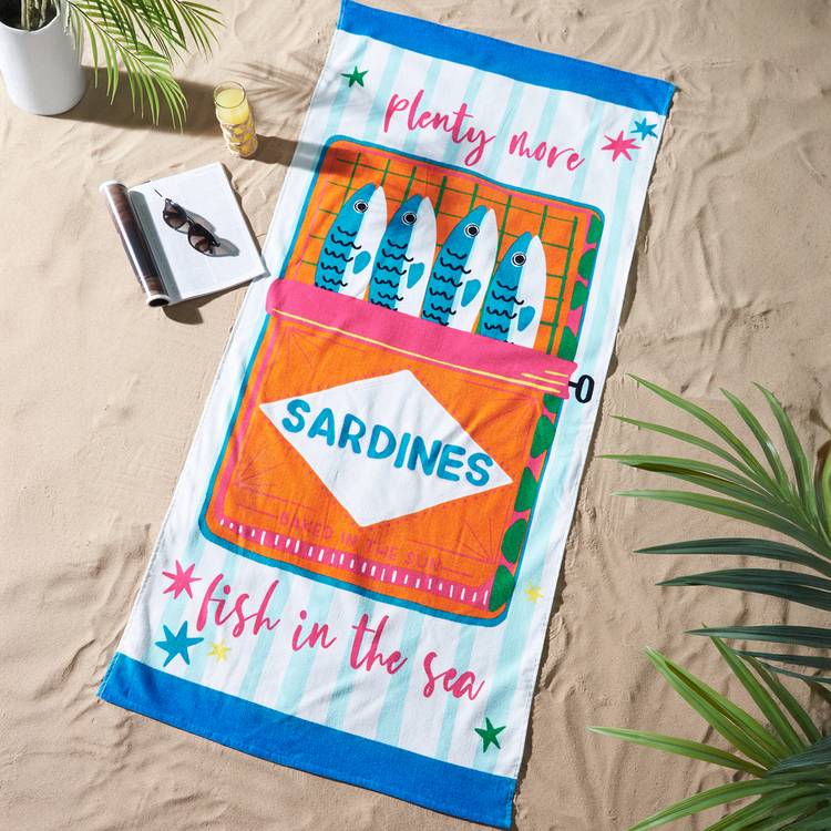 Catherine Lansfield sardines beach towel sky blue - British product