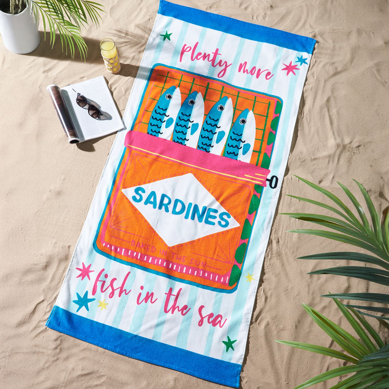 Catherine Lansfield sardines beach towel sky blue - British product