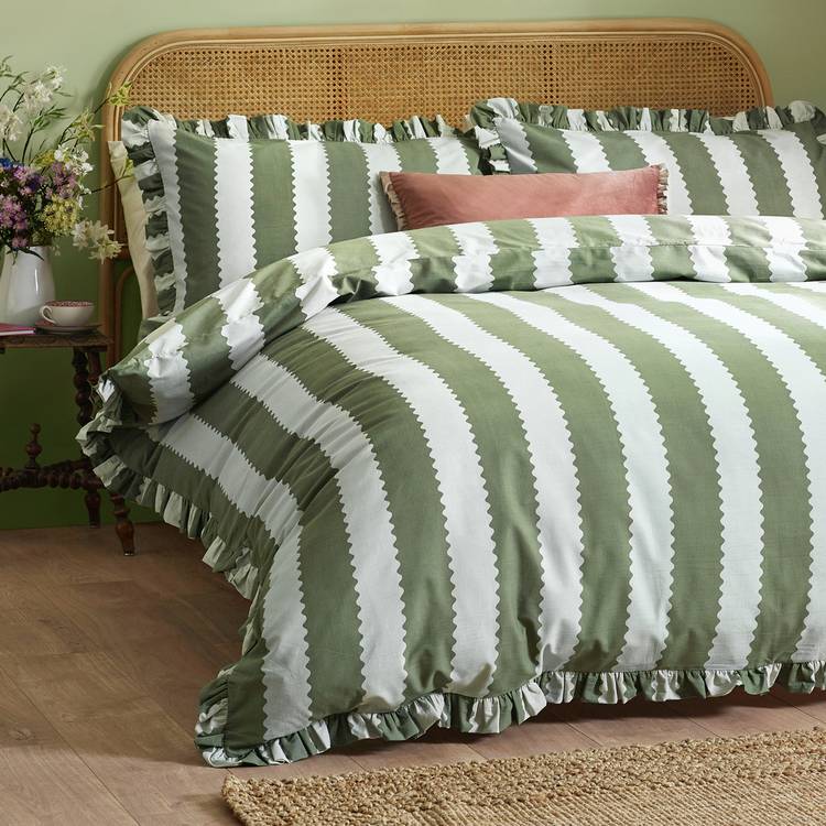 Wylder Birdie Stripe ruffle green bedding set double, imported from the UK