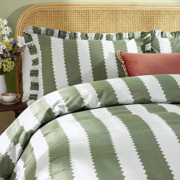 Wylder Birdie Stripe ruffle green bedding set double, imported from the UK