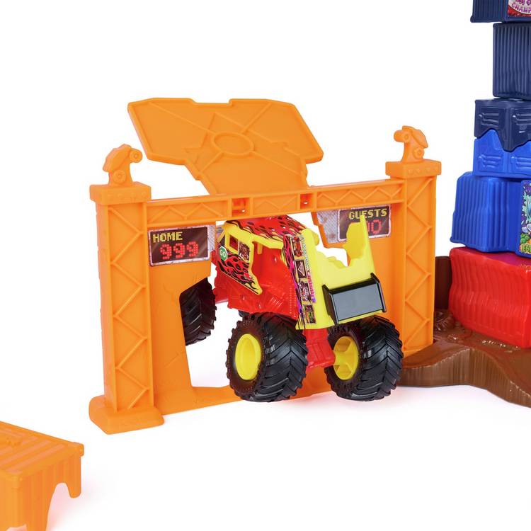 Monster Jam Smash & Bash Classroom Crushers playset - British product